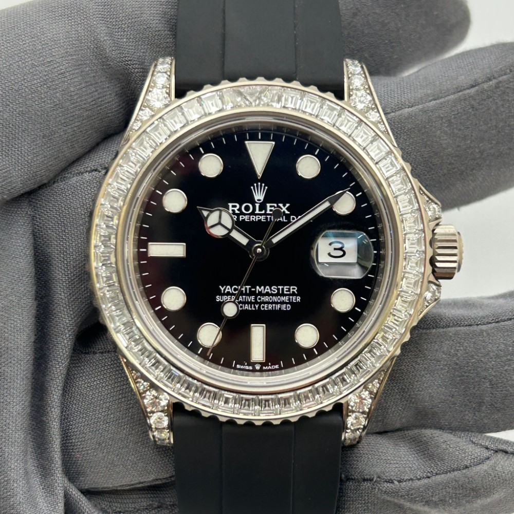 YACHT-MASTER