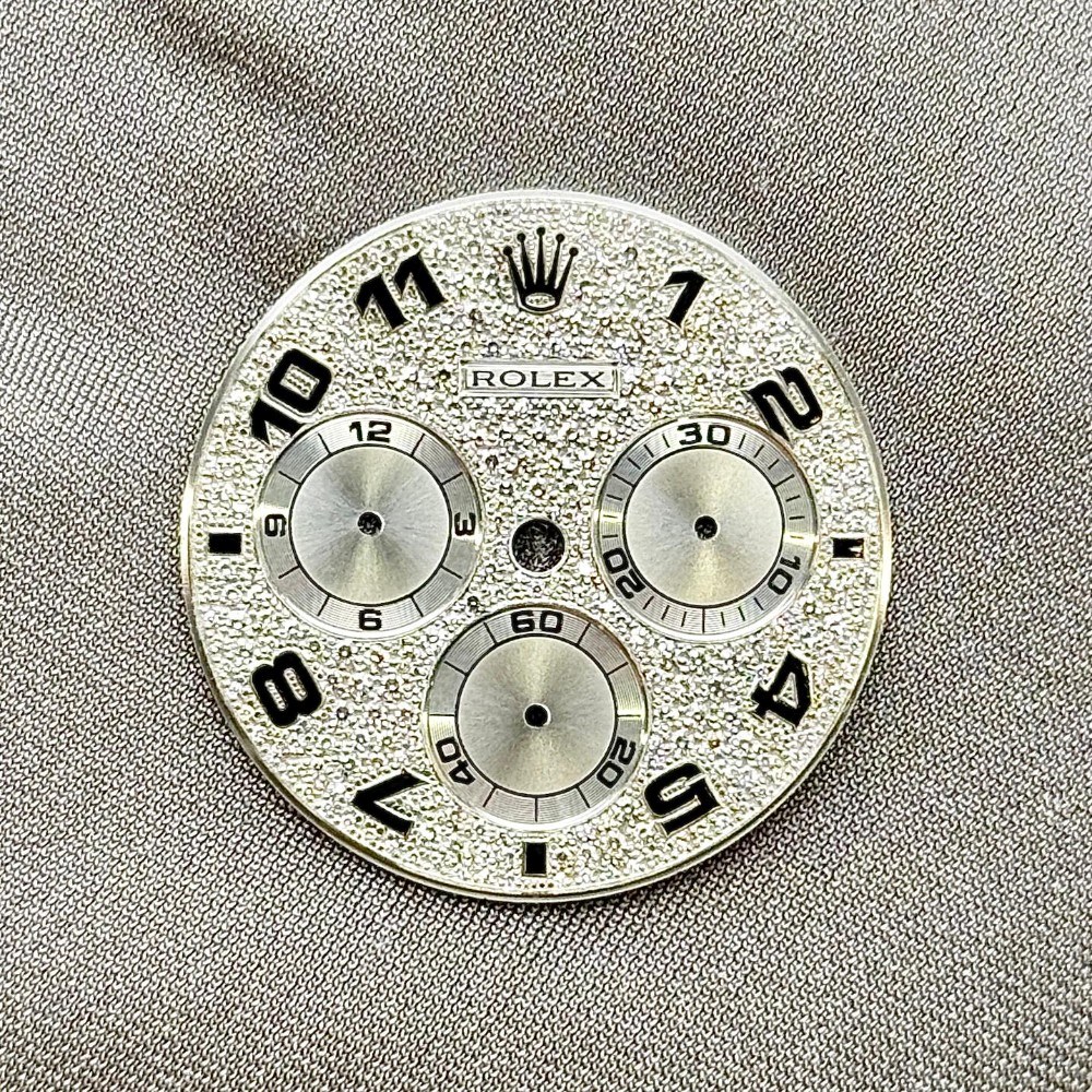 DAYTONA PAVE ROMAN WITH SILVER SUBDIALS DIAL